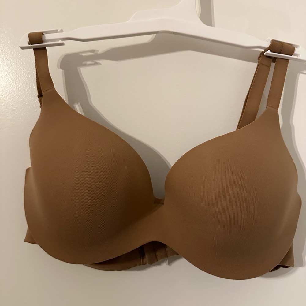 Seamless Tan Bra